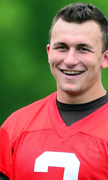 Johnny Manziel signs four-year deal with Browns